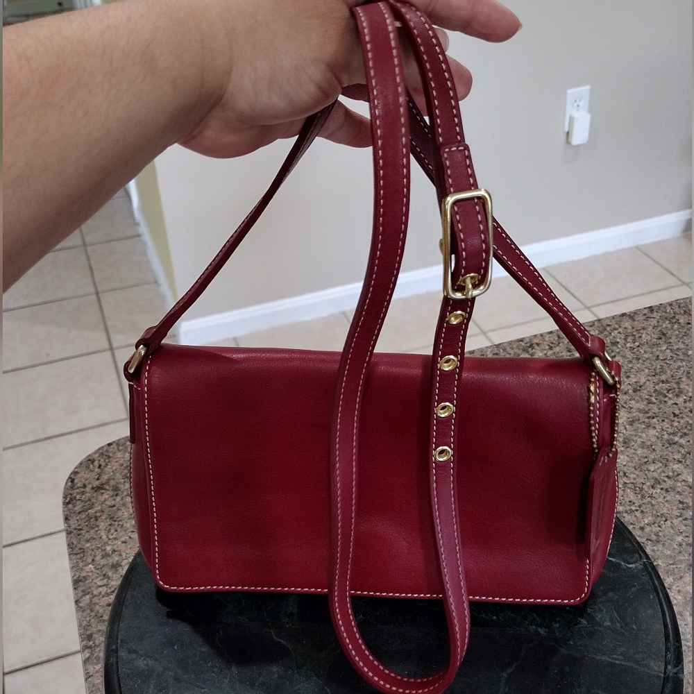 Coach Vintage Red Leather Flap Crossbody Bag - Picture 3 of 14